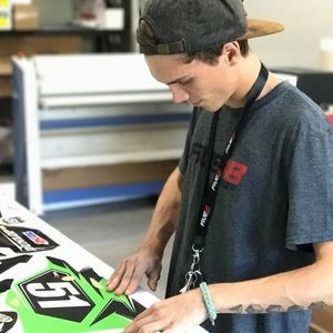 Meet your Posher, Jonathan